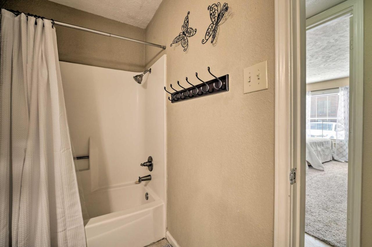 カレッジ・ステーションGame Day Retreat Pool Access, 2 Mi To Texas A And Mアパートメント エクステリア 写真