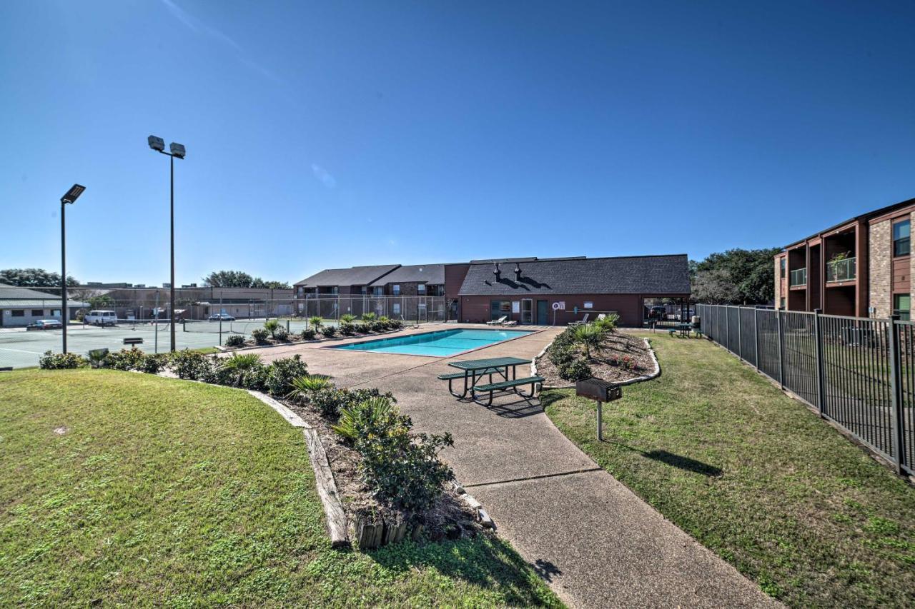 カレッジ・ステーションGame Day Retreat Pool Access, 2 Mi To Texas A And Mアパートメント エクステリア 写真